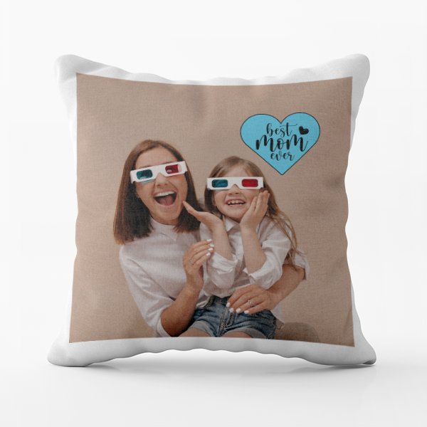 MockupPillowMom01_688
